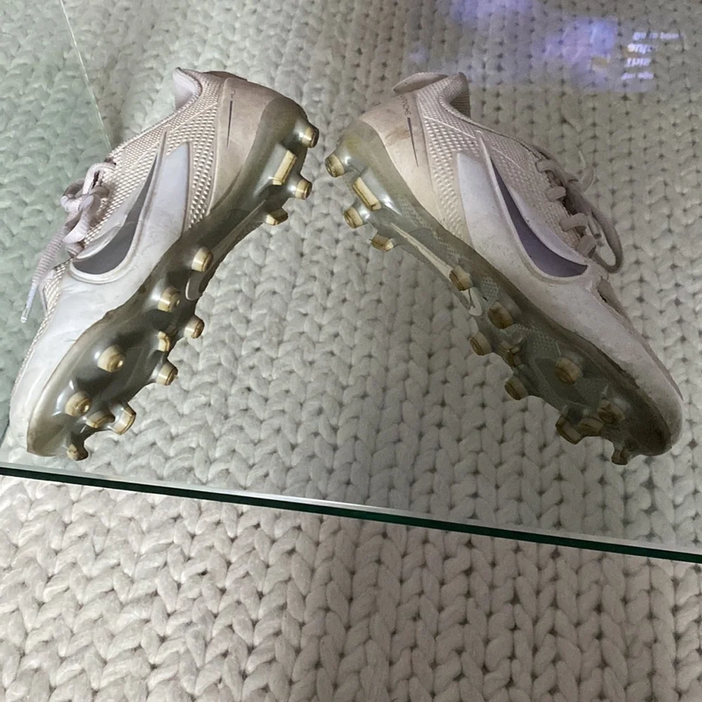 Nike Huarache boys lacrosse cleats size 4.5 white and grey - Picture 4 of 5